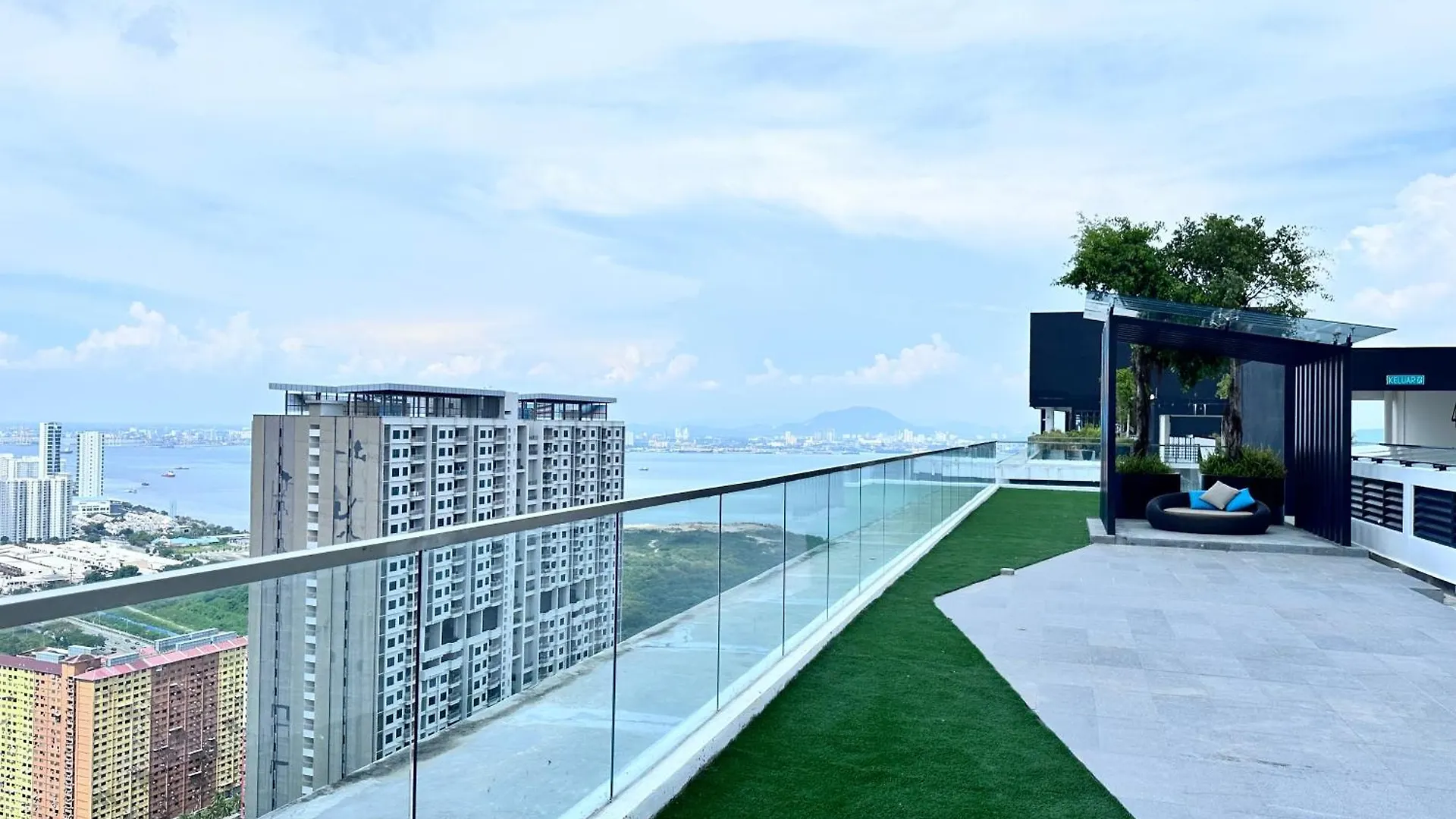Apartment New In Town Area Urban Suites Jelutong