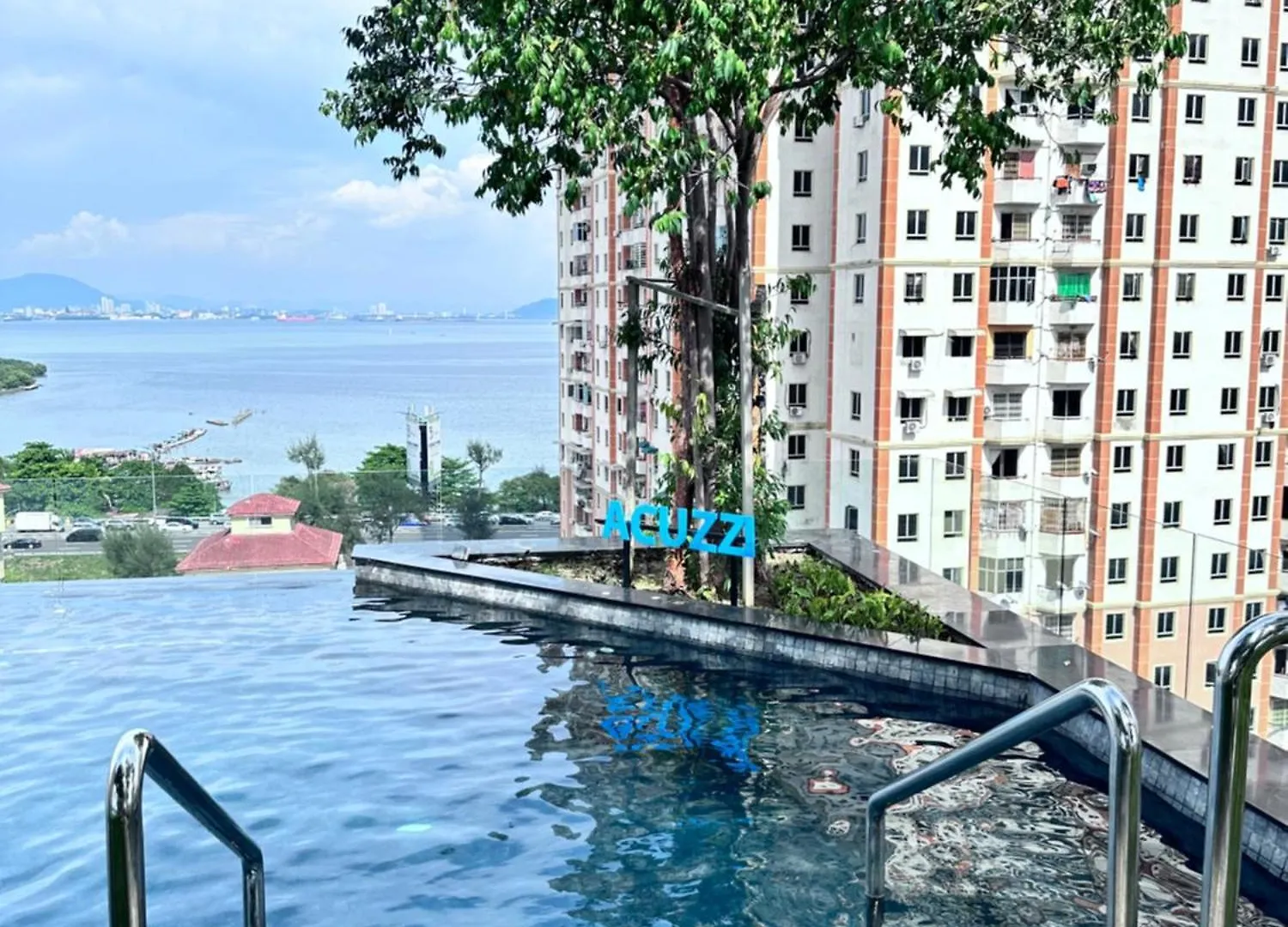 New In Town Area Urban Suites Jelutong Malaysia